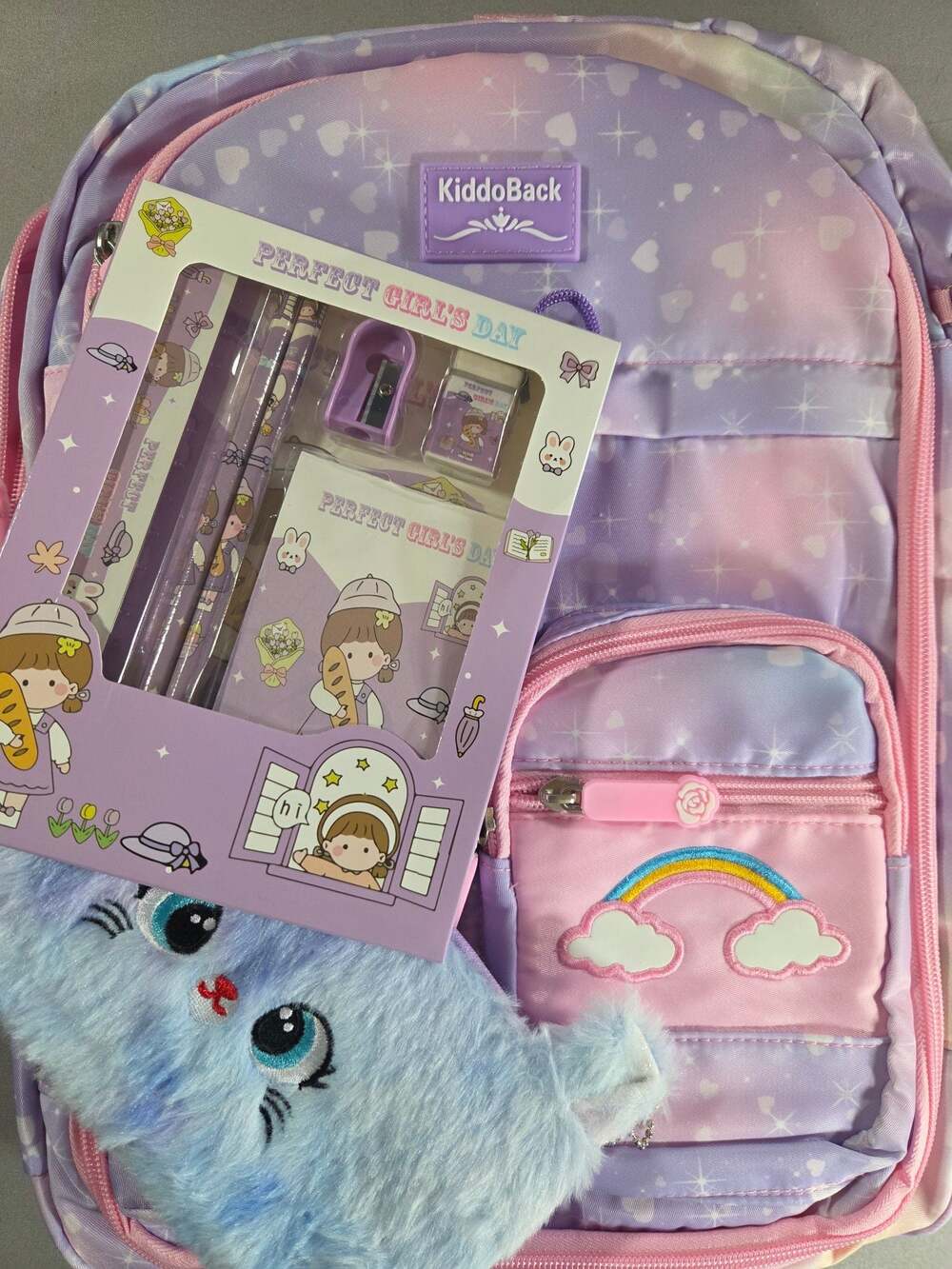 KiddoBack Girls Elementary School Backpack with Rainbow and Heart Pattern